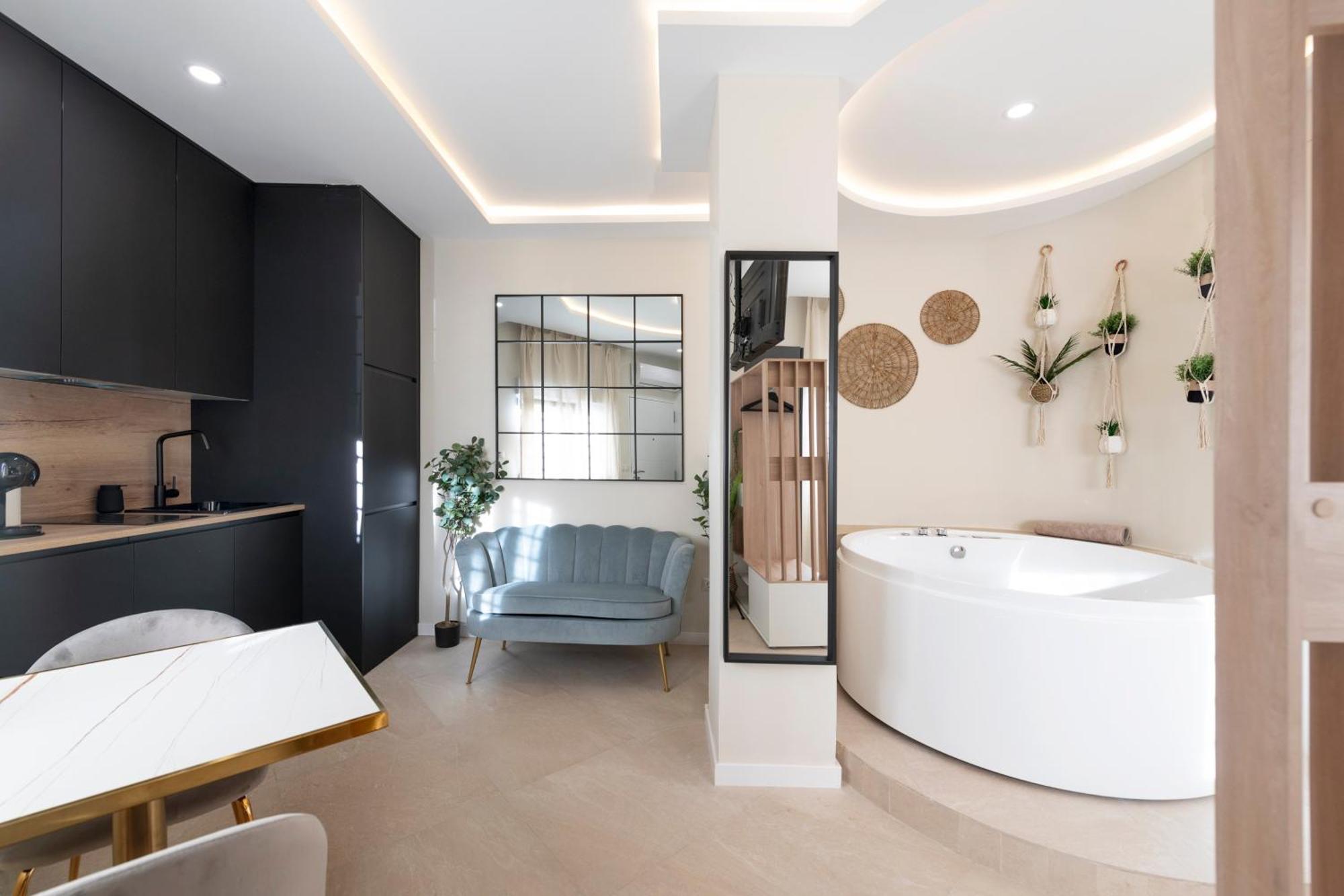 Malaga Boutique V.V Luxury Jacuzzy Lägenhet Exteriör bild